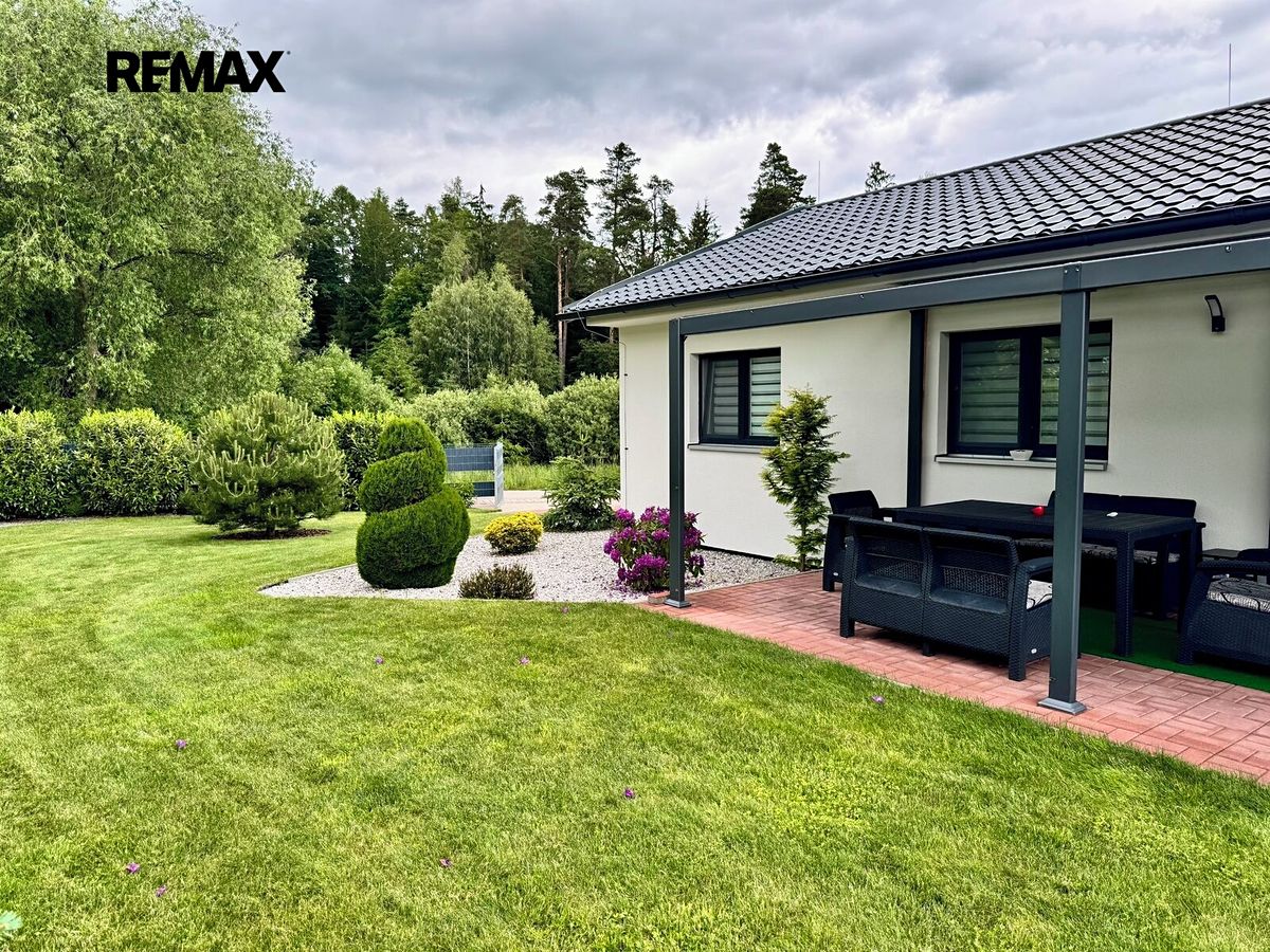 Prodej rodinného domu 97 m², pozemek 1079 m² – fotografie 2