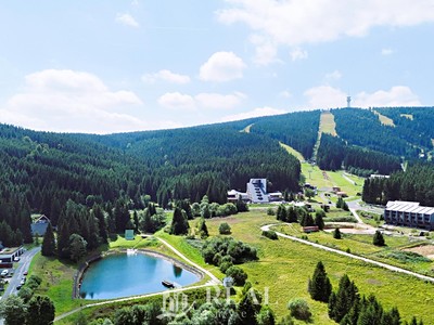 Grundstück zum Kauf, 700 m² (2 von 7)