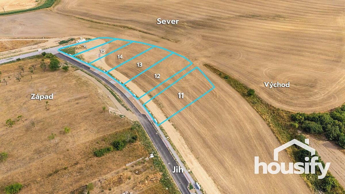 Prodej stavebního pozemku 1595 m² – fotografie 5