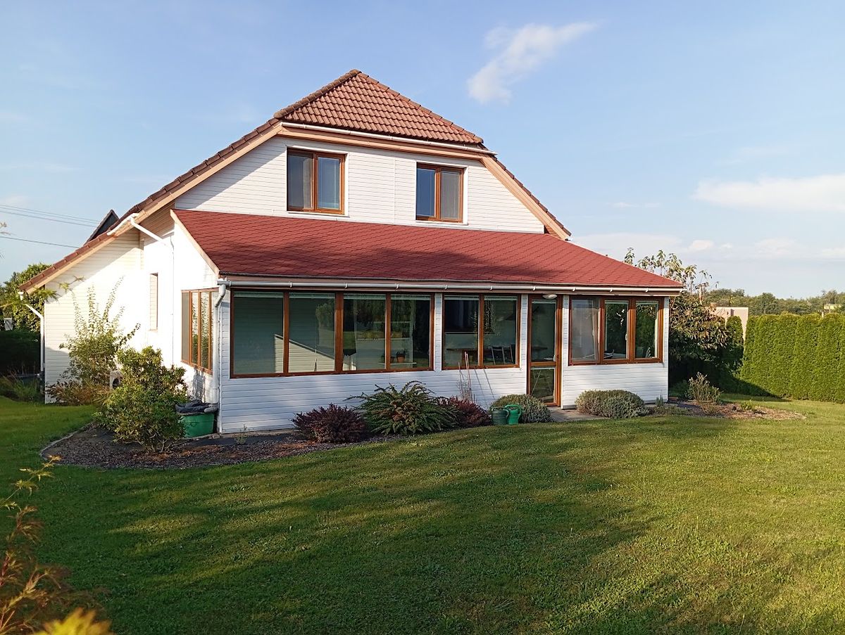 Prodej rodinného domu 224 m², pozemek 2062 m²