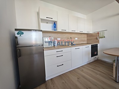 Pronájem bytu 1+1 42 m²