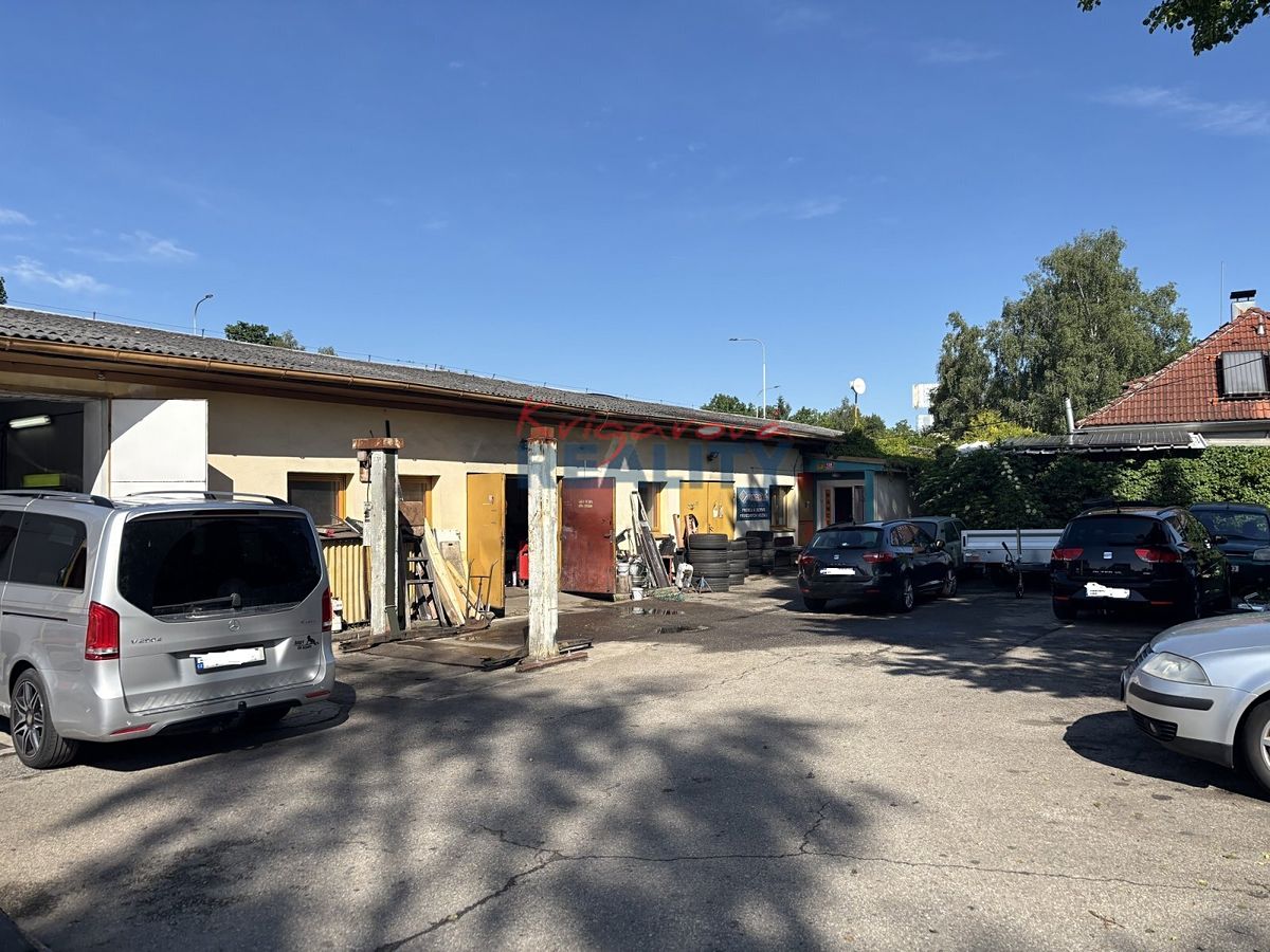 Prodej výrobní haly, prostoru 380 m² – fotografie 2