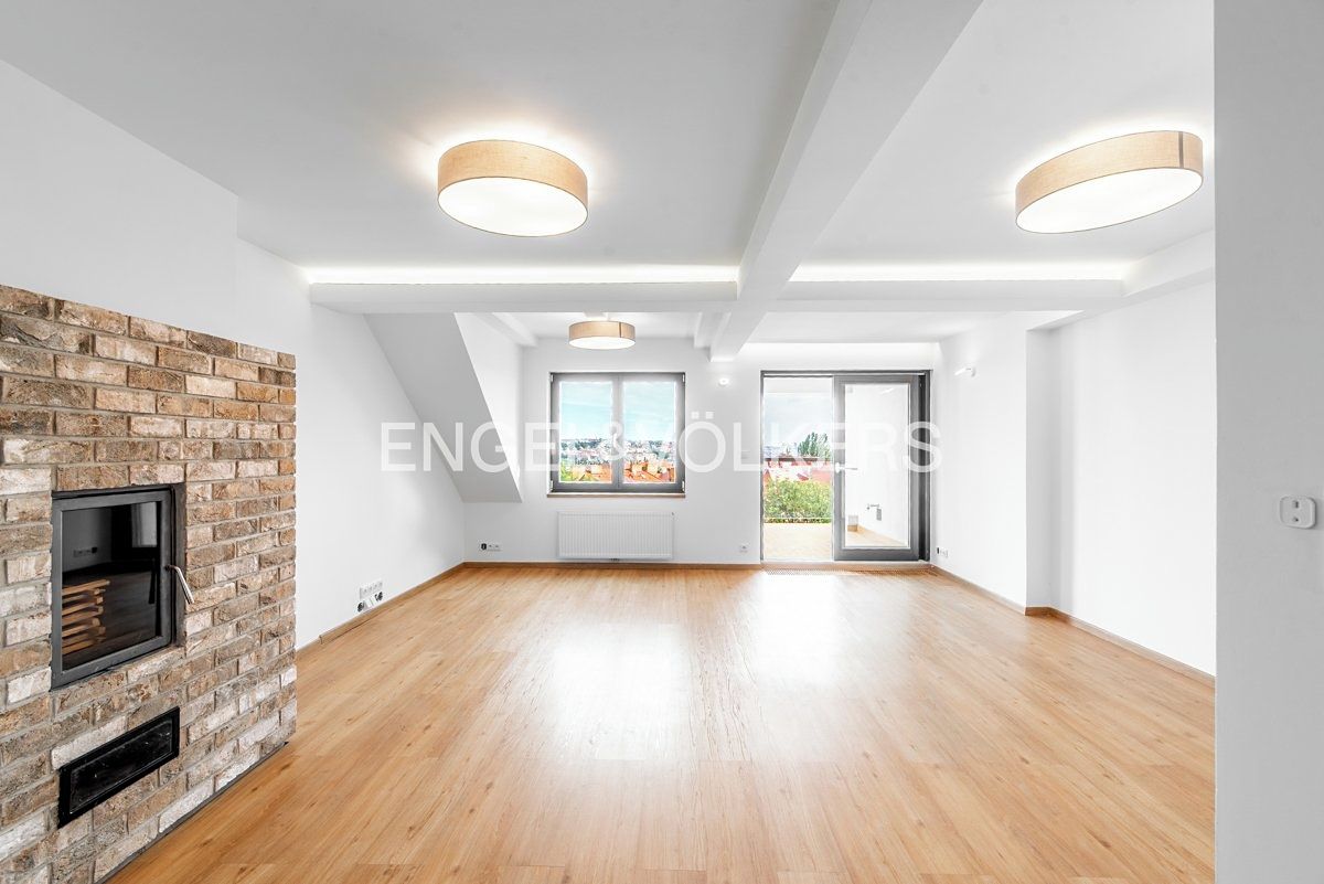 Pronájem bytu 3+kk 144 m²