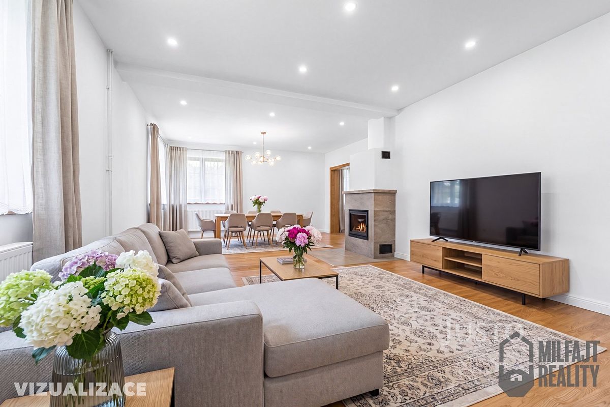Prodej rodinného domu 250 m², pozemek 2877 m² – fotografie 3