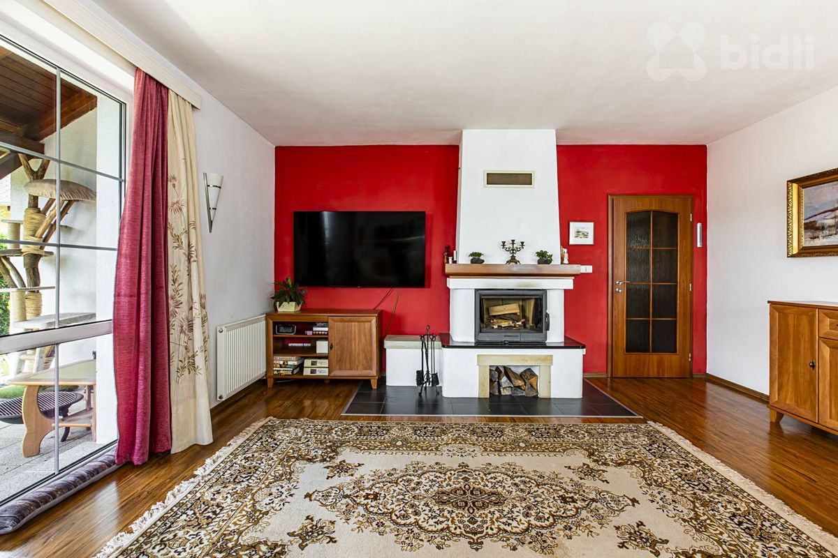 Prodej rodinného domu 345 m², pozemek 789 m² – fotografie 4