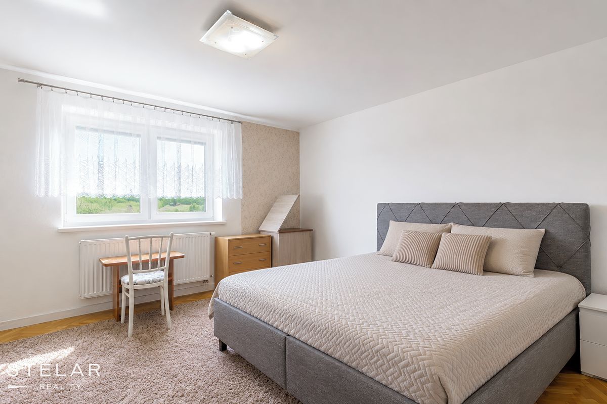 Prodej rodinného domu 150 m², pozemek 124 m² – fotografie 5