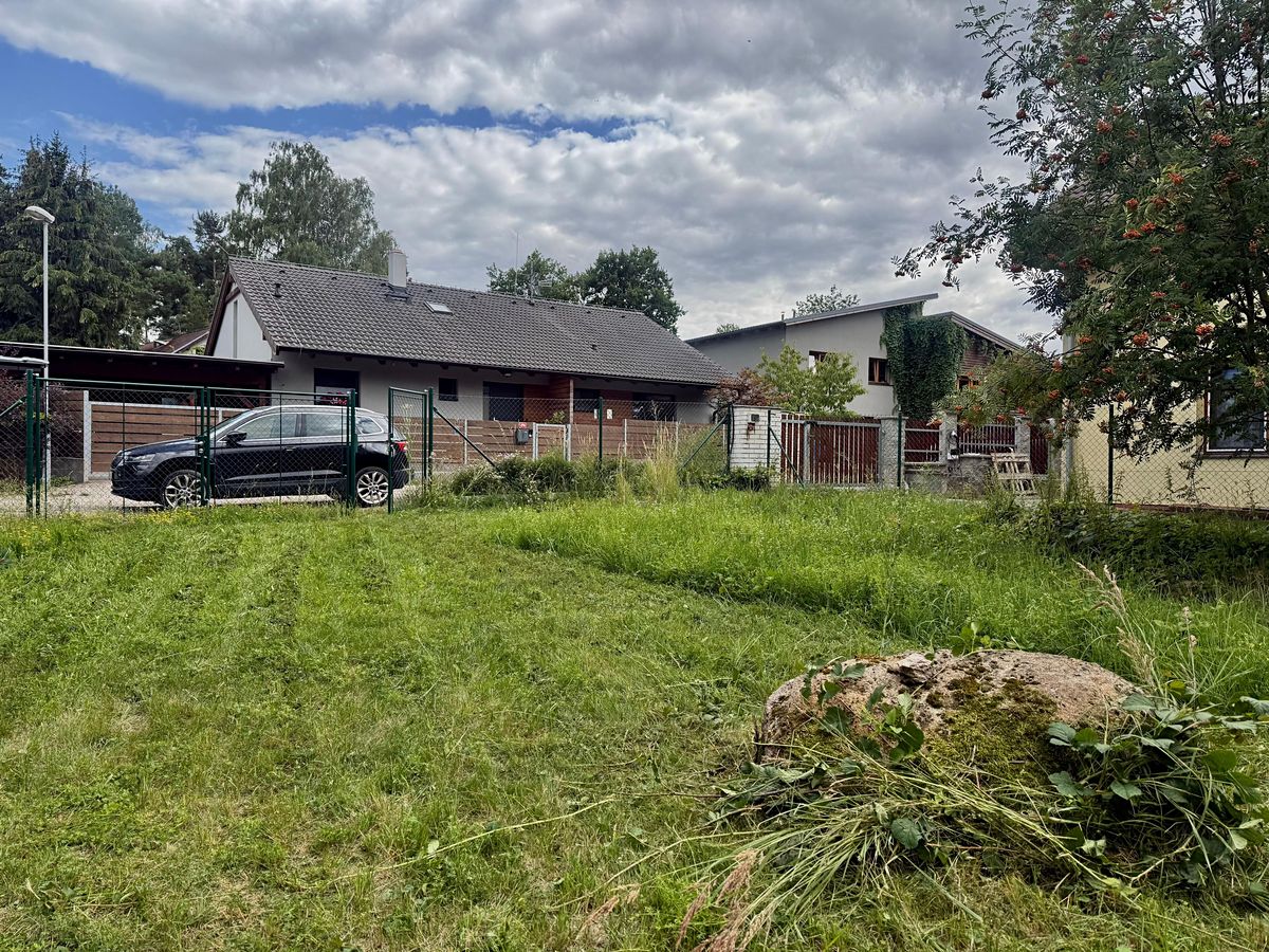 Prodej stavebního pozemku 1268 m² – fotografie 4