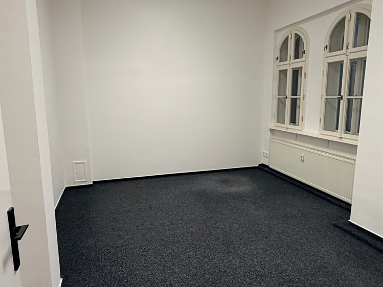 Комерційне приміщення в оренду, 104 м² (7 з 13)