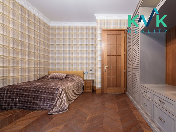 Квартира 6+ на продаж, 252 м² (14 з 40)