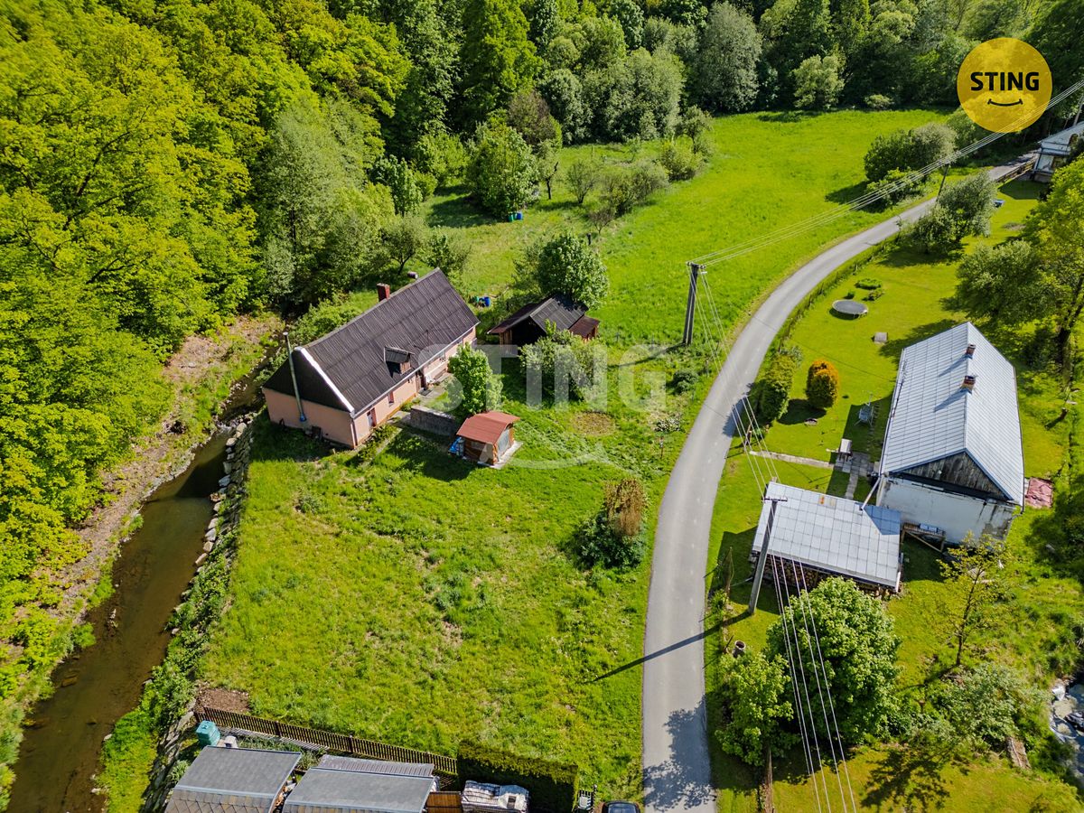 Prodej rodinného domu 120 m², pozemek 2690 m² – fotografie 2
