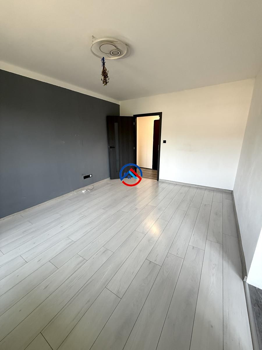 Pronájem bytu 3+1 61 m² – fotografie 4