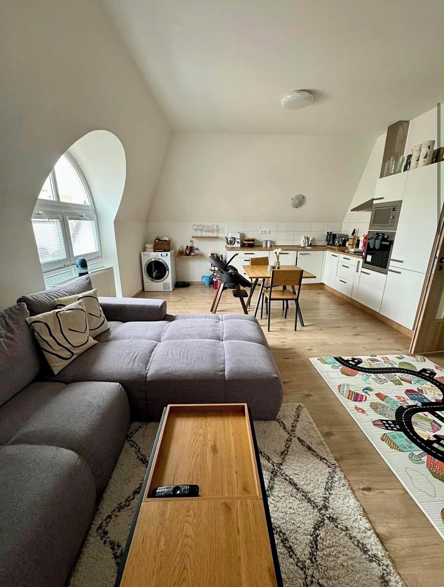 Pronájem bytu 3+kk 65 m²