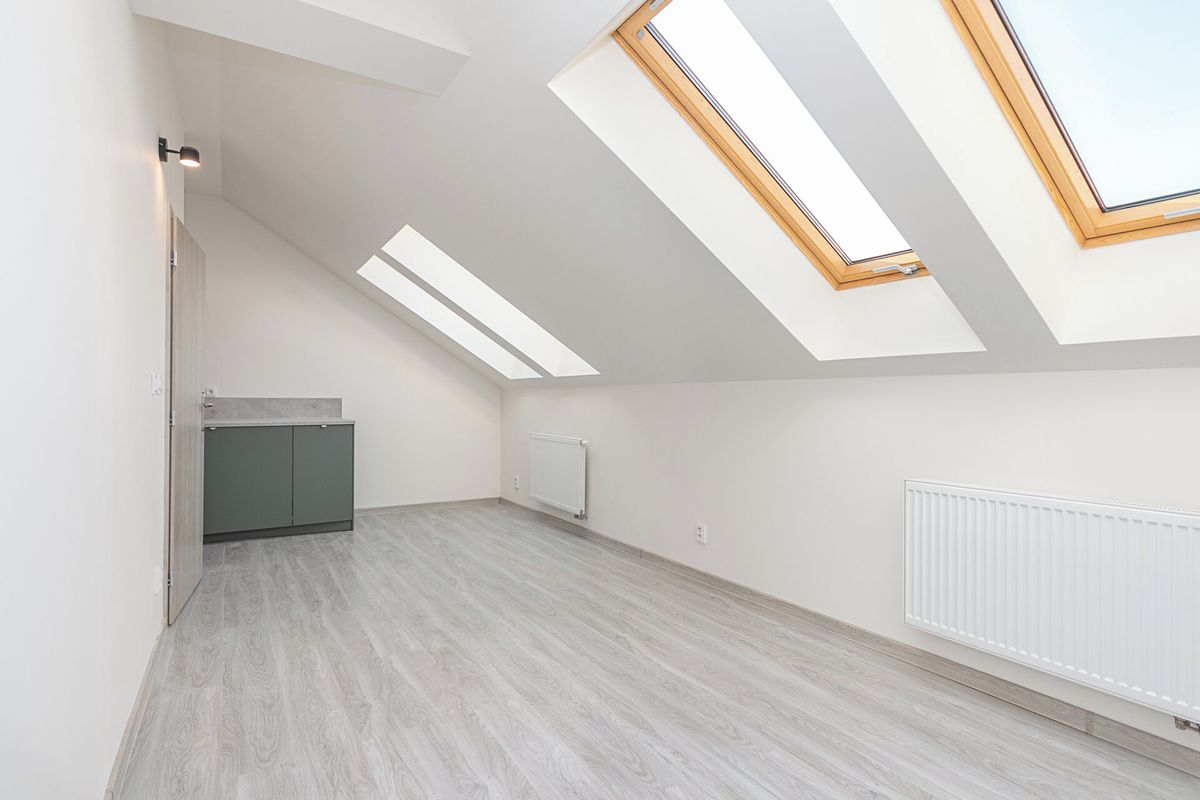 Pronájem bytu 1+kk 30 m²