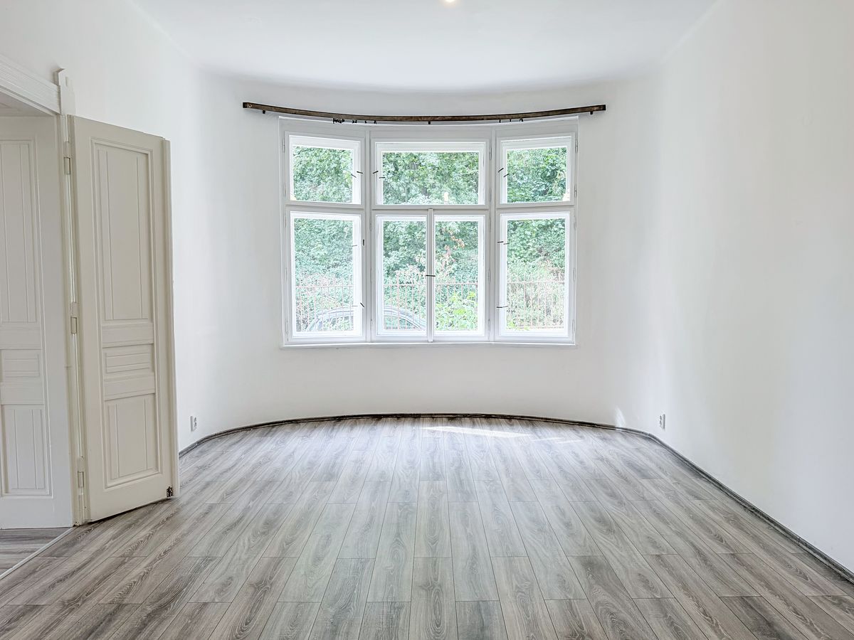 Pronájem bytu 4+1 120 m² – fotografie 3
