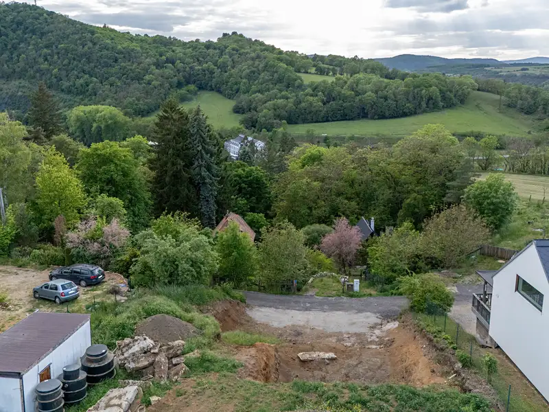 Prodej stavebního pozemku 642 m², Hlásná Třebaň – náhled fotky 3