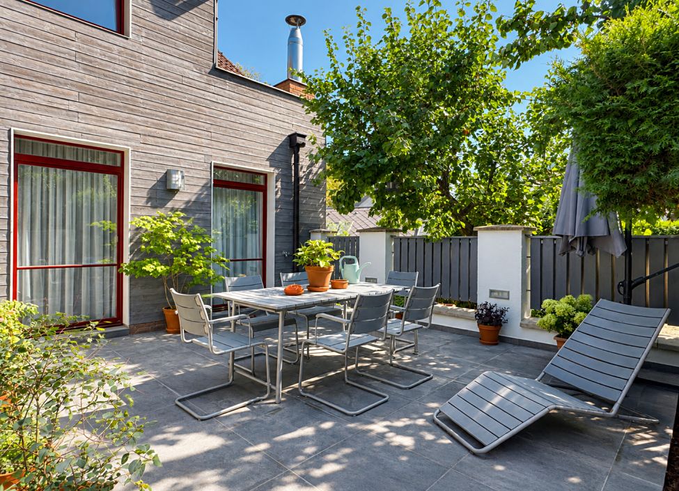 Pronájem rodinného domu 352 m², pozemek 233 m²