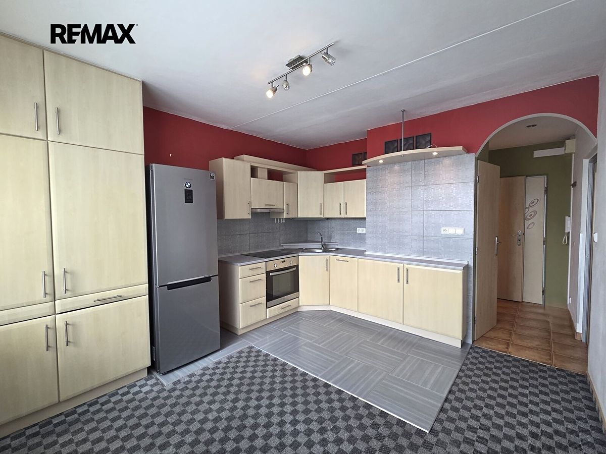 Pronájem bytu 1+1 40 m² – fotografie 4