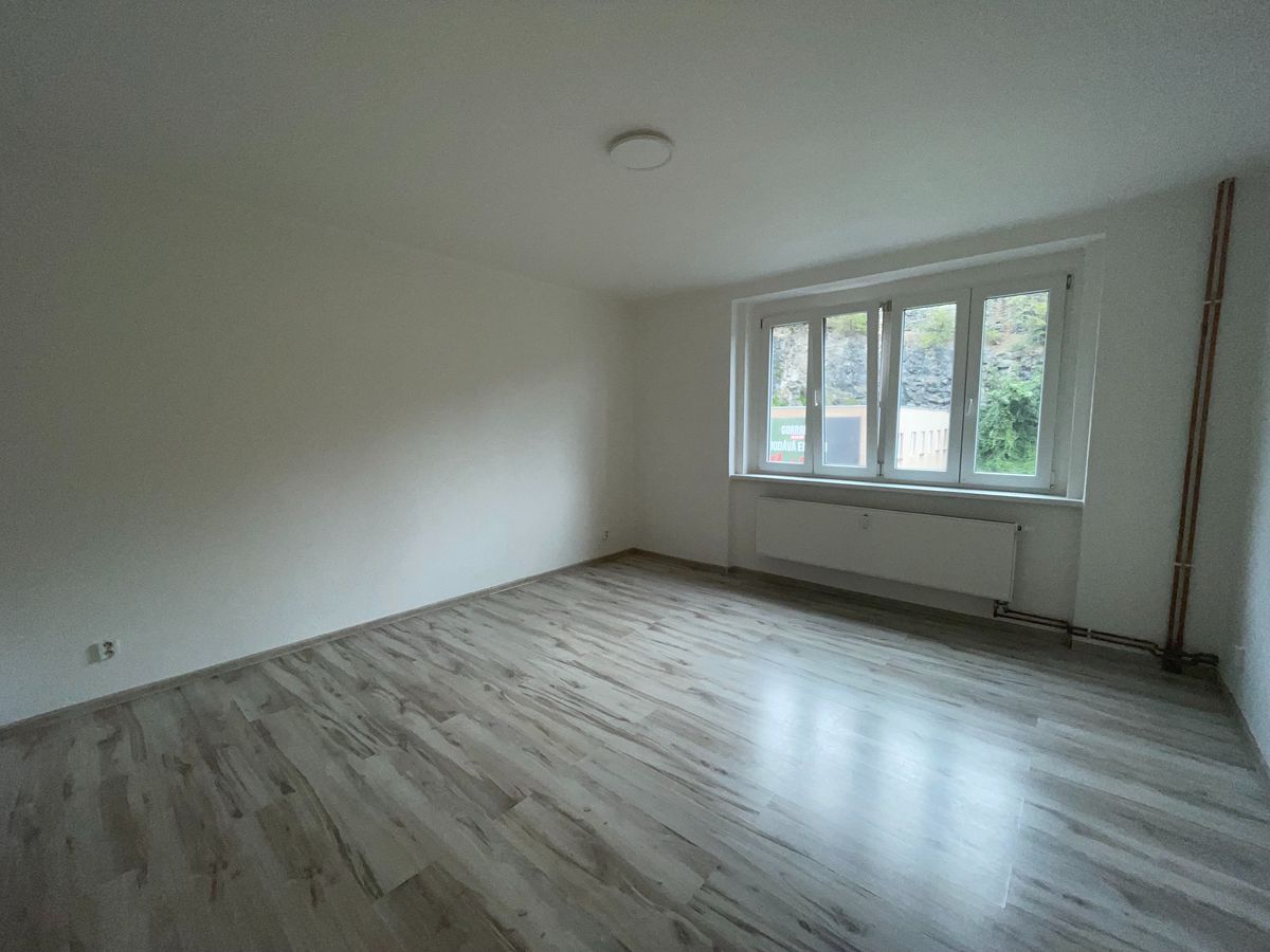 Pronájem bytu 2+1 56 m² – fotografie 2