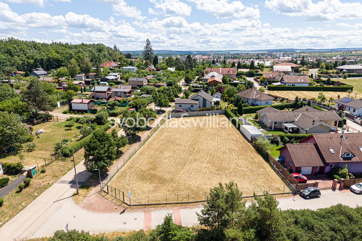Prodej stavebního pozemku 1502 m² – fotografie 2