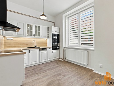 Pronájem bytu 1+1 44 m²
