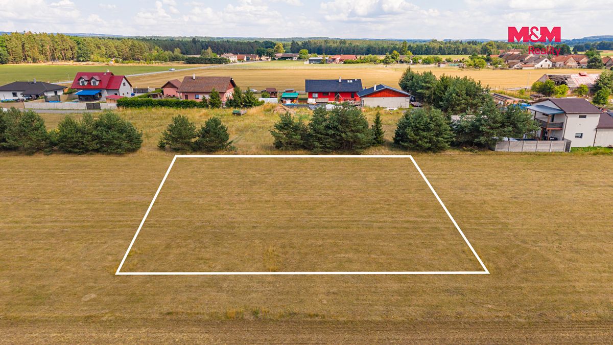 Prodej stavebního pozemku 880 m² – fotografie 3