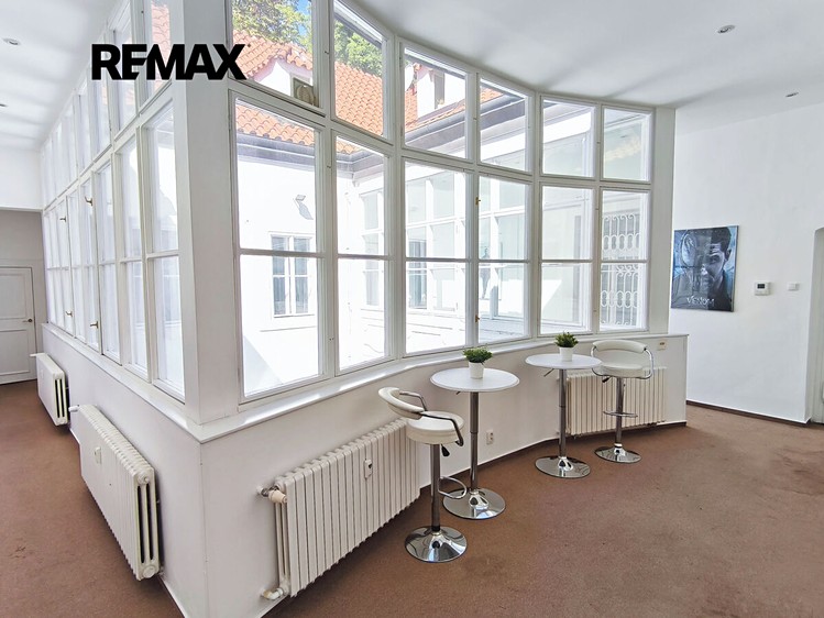 Комерційне приміщення в оренду, 255 м² (10 з 37)