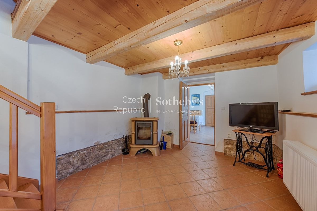 Pronájem rodinného domu 98 m², pozemek 1 m² – fotografie 5