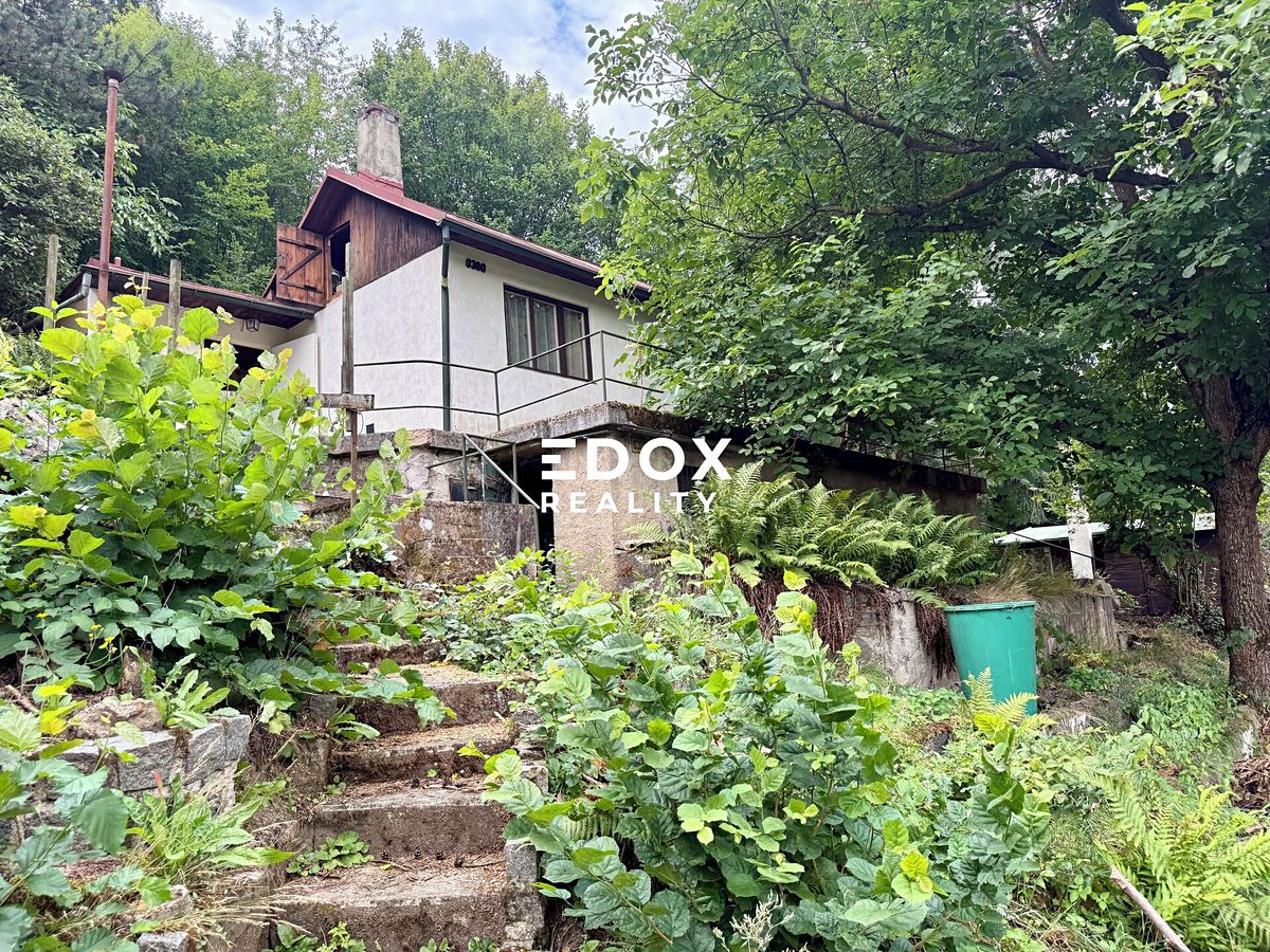 Prodej chaty 38 m², pozemek 324 m² – fotografie 2