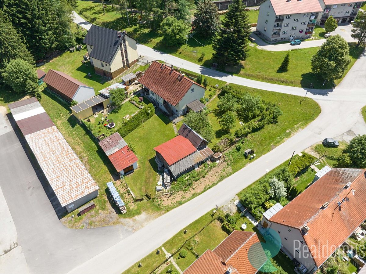 Prodej rodinného domu 93 m², pozemek 945 m²