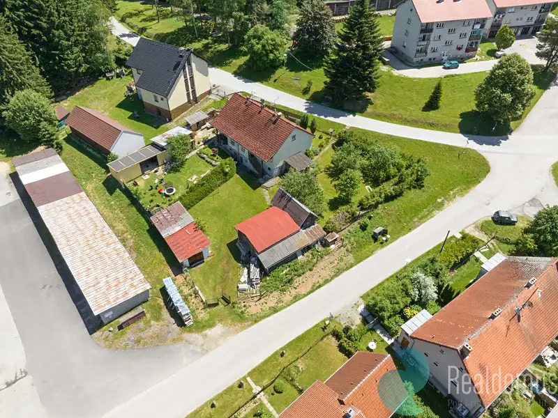 Prodej rodinného domu 93 m², pozemek 945 m², Pohorská Ves – náhled fotky 1