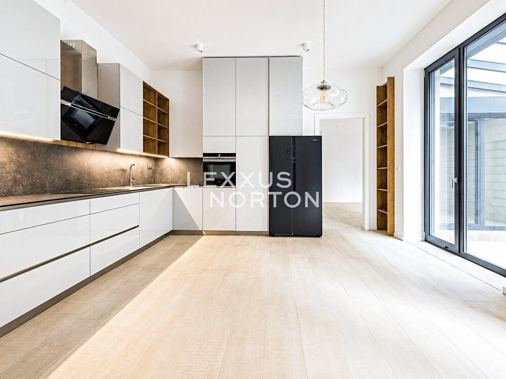 Pronájem bytu 2+kk 82 m²