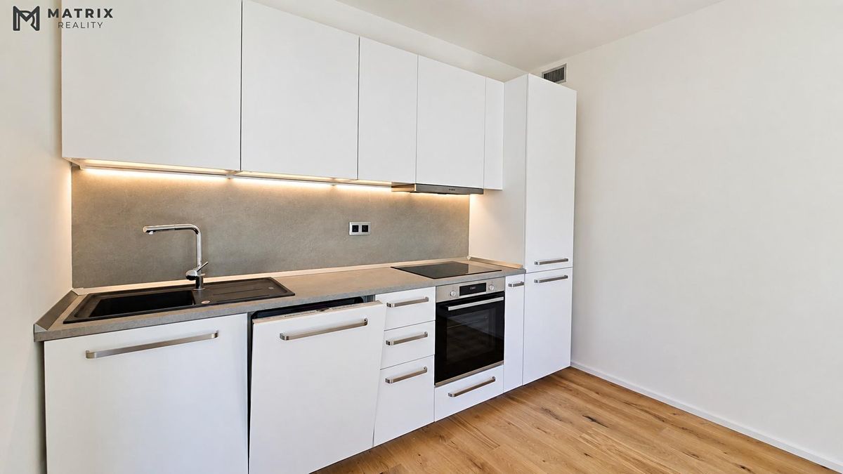Pronájem bytu 2+kk 52 m² – fotografie 3
