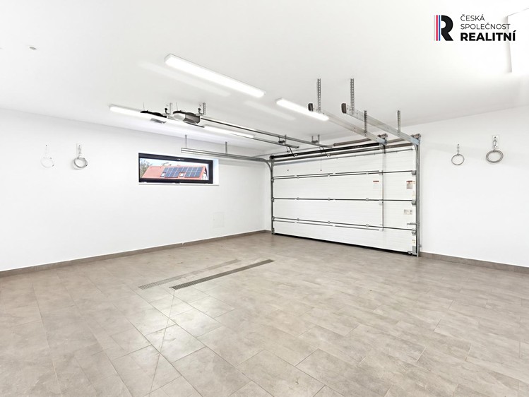 Будинок на продаж, 200 м² (27 з 40)