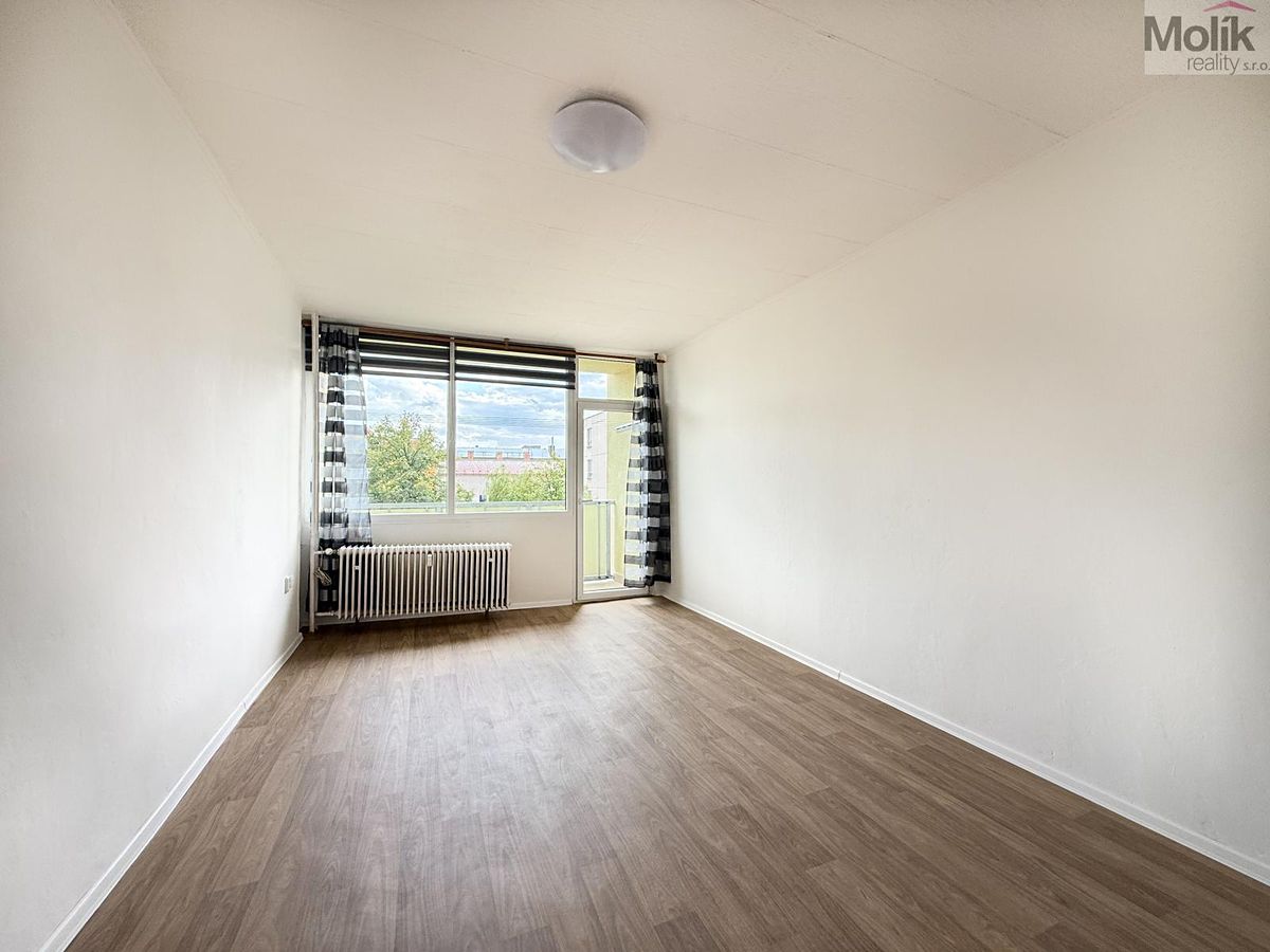 Pronájem bytu 2+1 50 m² – fotografie 4