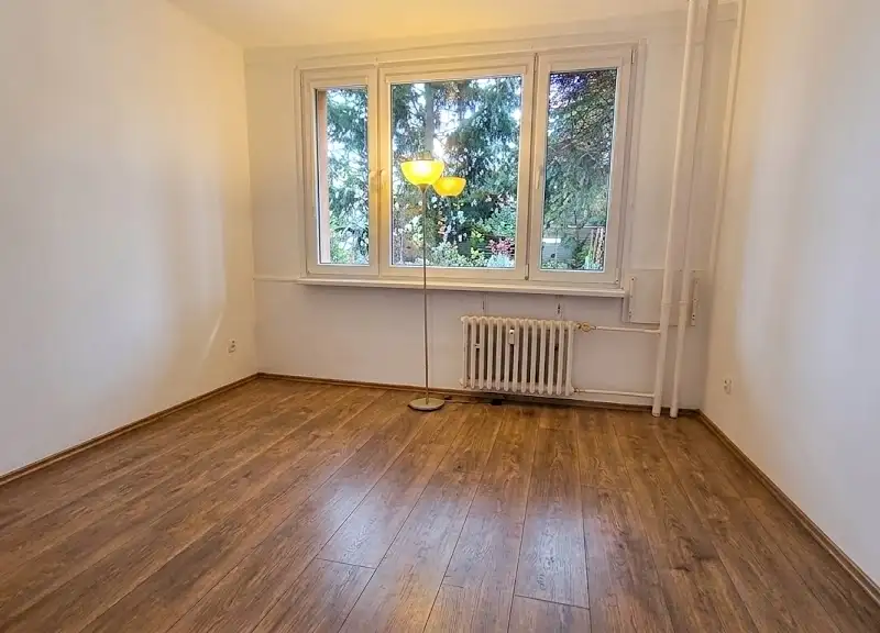 Prodej bytu 1+kk 24 m², Praha – náhled fotky 3