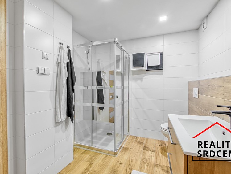 Pronájem bytu 2+kk, 46 m² (12 z 14)