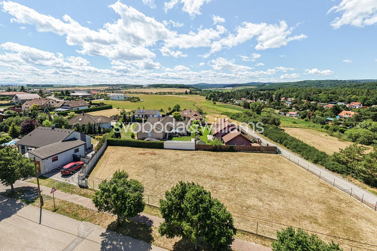 Prodej stavebního pozemku 1502 m² – fotografie 4