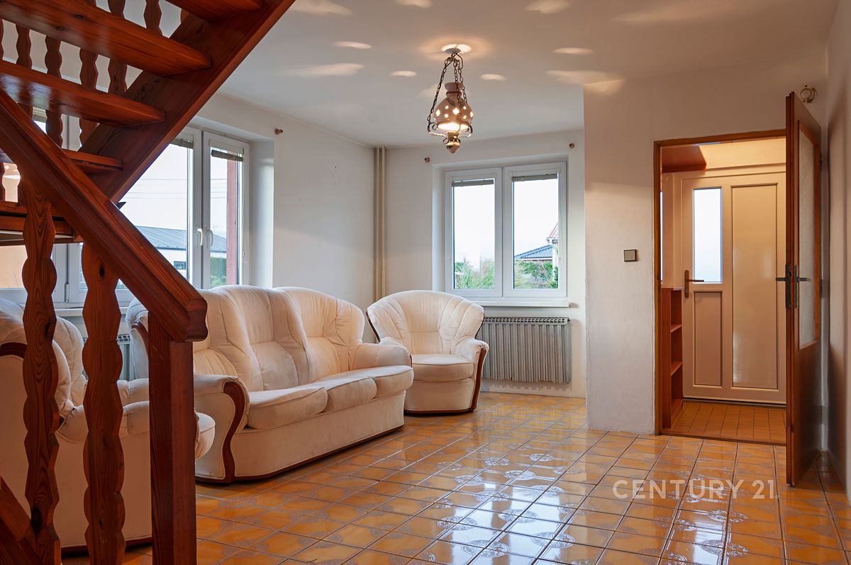 Prodej rodinného domu 197 m², pozemek 817 m² – fotografie 5