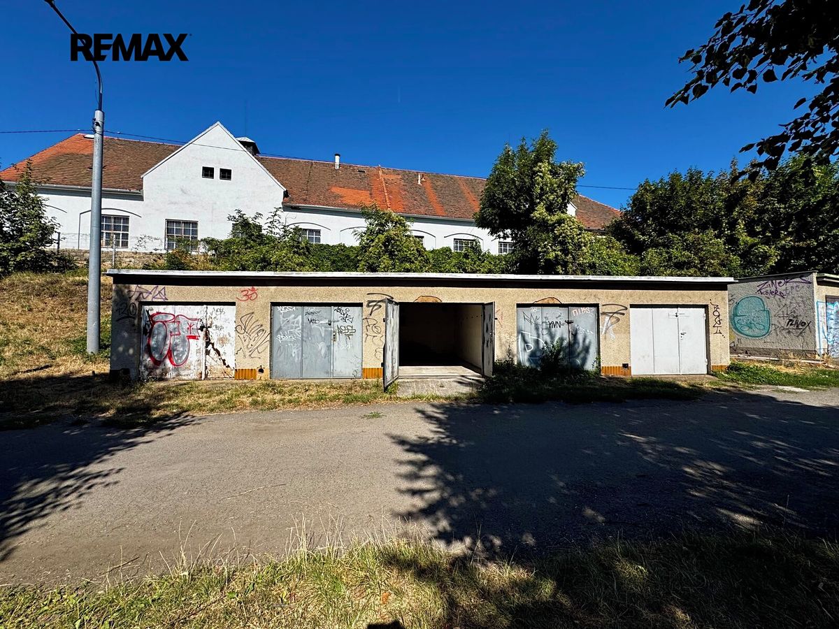 Prodej garáže 16 m² – fotografie 2