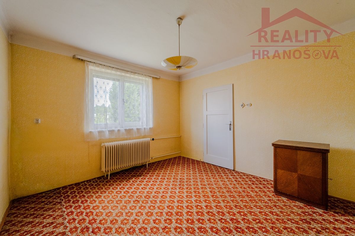 Prodej rodinného domu 150 m², pozemek 1293 m² – fotografie 4