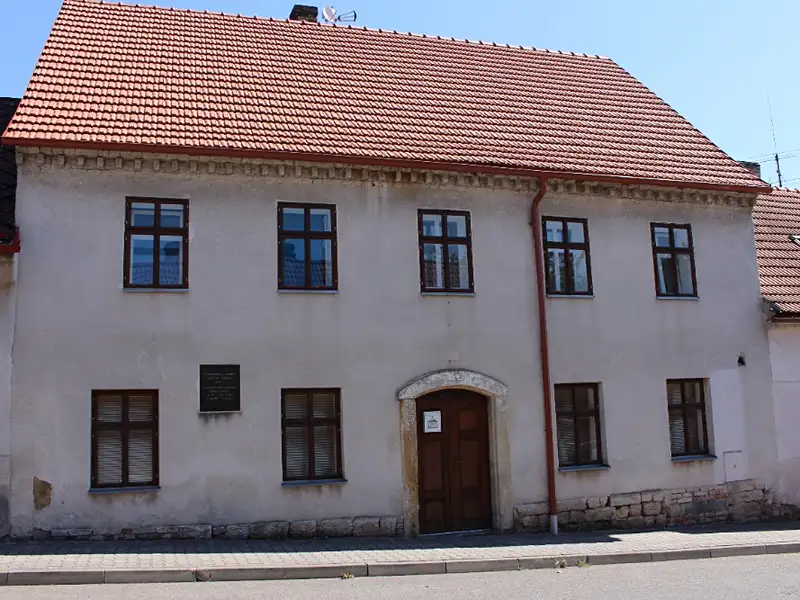 Prodej rodinného domu 150 m², pozemek 173 m², Železnice – náhled fotky 2