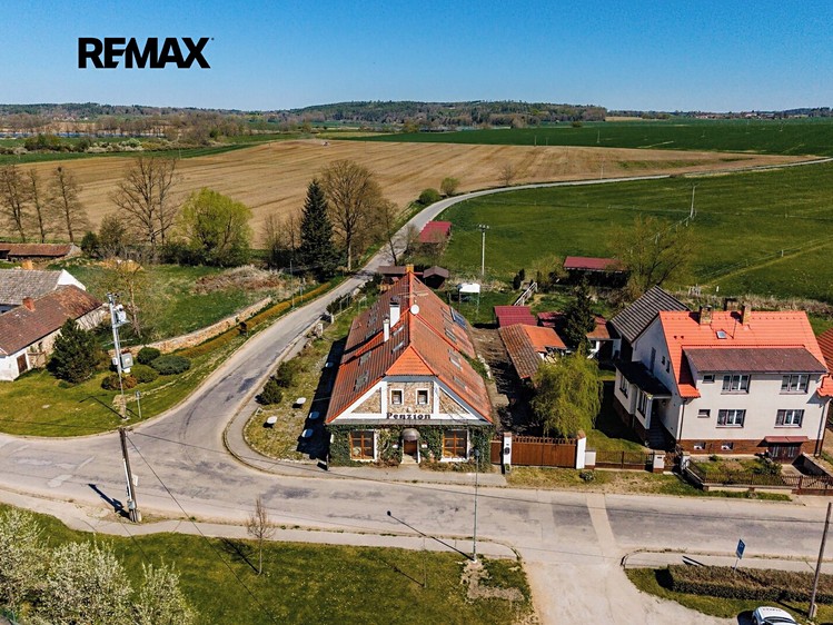 Prodej komerčního prostoru, 398 m² (2 z 44)