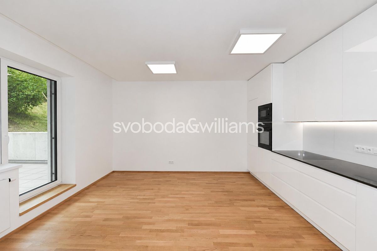 Pronájem bytu 2+kk 52 m²