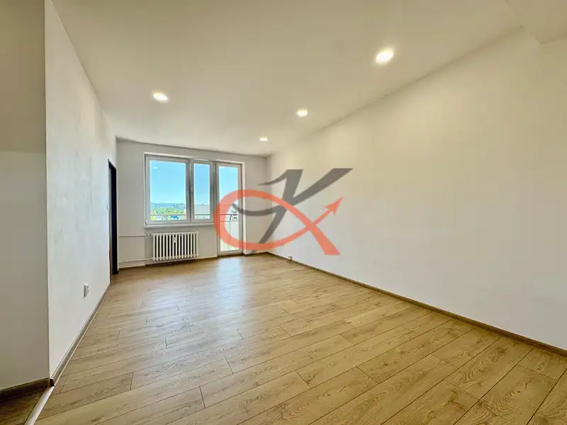 Pronájem bytu 2+kk 40 m², Rožnov pod Radhoštěm – náhled fotky 2