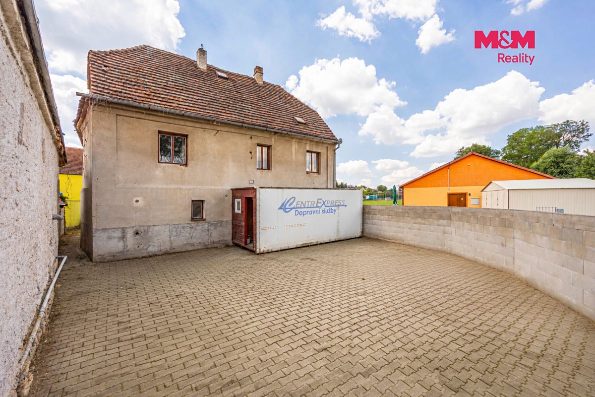 Prodej rodinného domu 130 m², pozemek 338 m² – fotografie 3