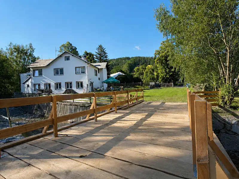 Prodej rodinného domu 442 m², pozemek 750 m², Holčovice – náhled fotky 2