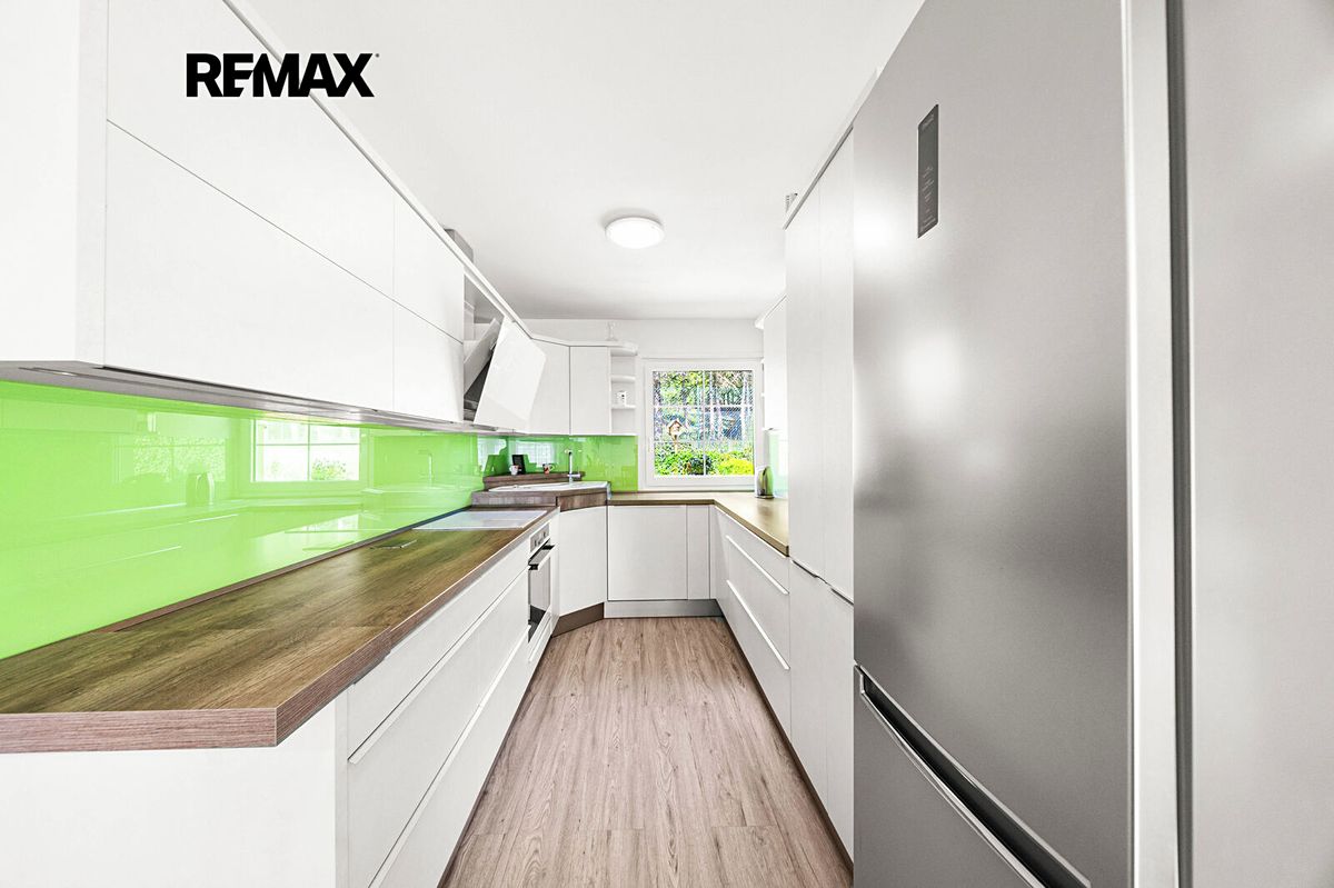 Prodej vícegeneračního domu 300 m², pozemek 150 m² – fotografie 3