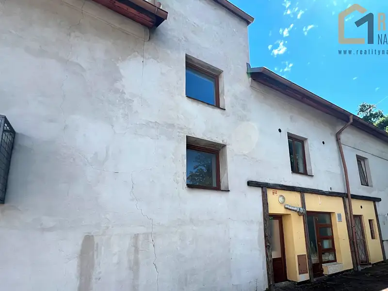 Prodej vícegeneračního domu 370 m², pozemek 273 m², Javorník – náhled fotky 2