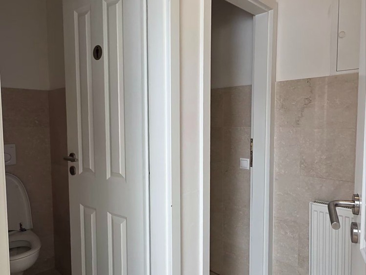 Pronájem komerčního prostoru, 107 m² (22 z 23)