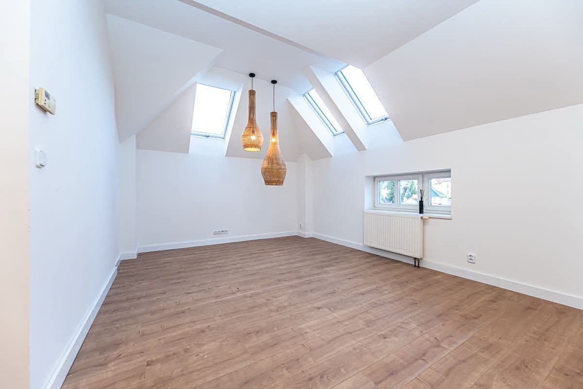 Pronájem bytu 2+1 47 m² – fotografie 2